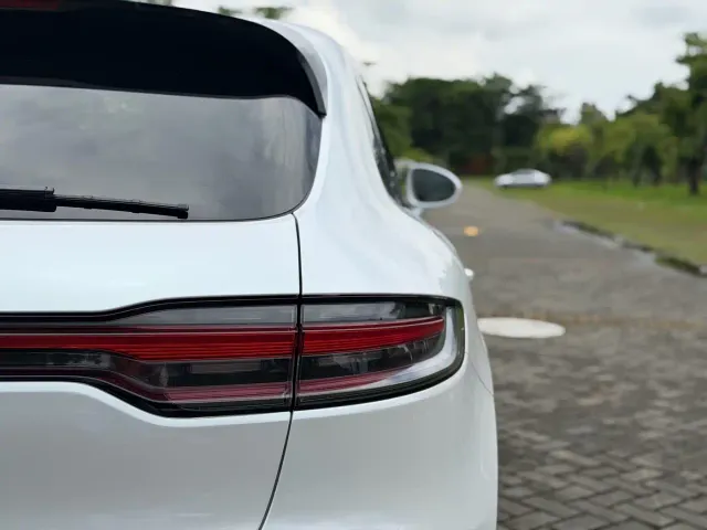 Porsche Macan — Фото автомобиля 9