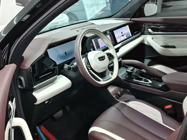 Geely Xingyue L — Фото автомобиля 4