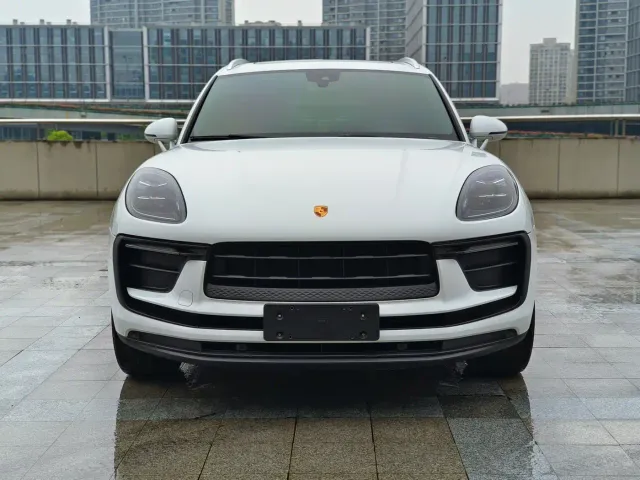 Porsche Macan — Фото автомобиля 3