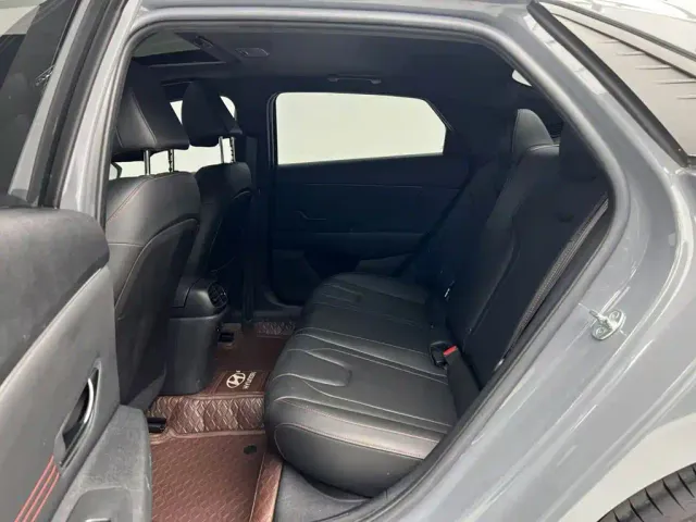 Hyundai Elantra — Фото автомобиля 14