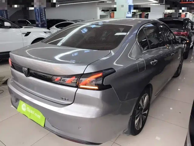 Peugeot 408 — Фото автомобиля 6