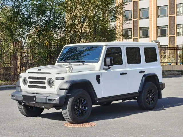 Фотография автомобиля — 212 T01