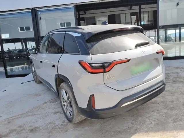 Nio ES6 — Фото автомобиля 4