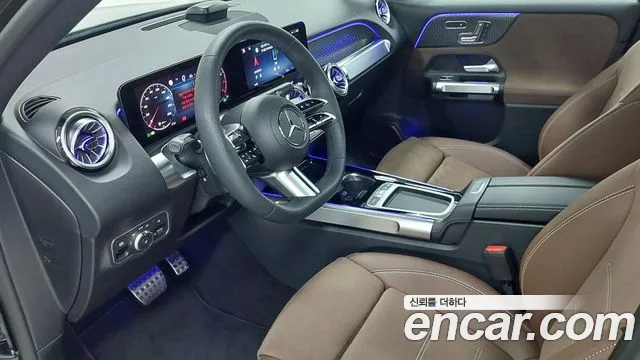 Mercedes-Benz GLB-Class — Фото автомобиля 14