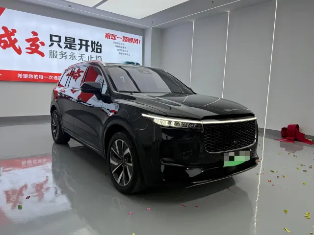 Li Auto ONE — Фото автомобиля 3