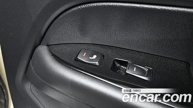 KG_Mobility_Ssangyong Rexton Новый Rexton Sport Khan Дизель 2.2 4WD — Фото автомобиля 19