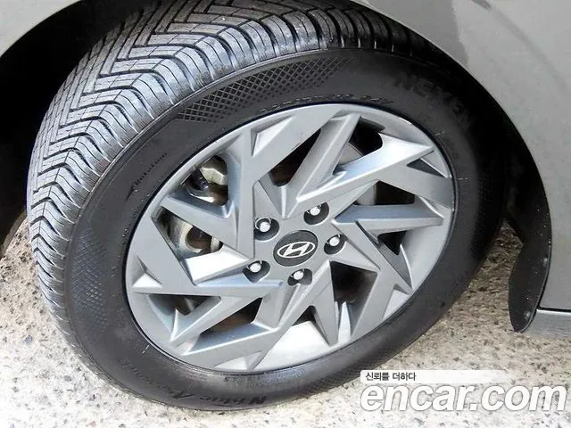 Hyundai Avante CN7 — Фото автомобиля 19