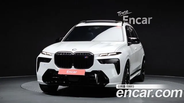BMW X7 M60i xDrive M Sport 6 мест — Фото автомобиля 3
