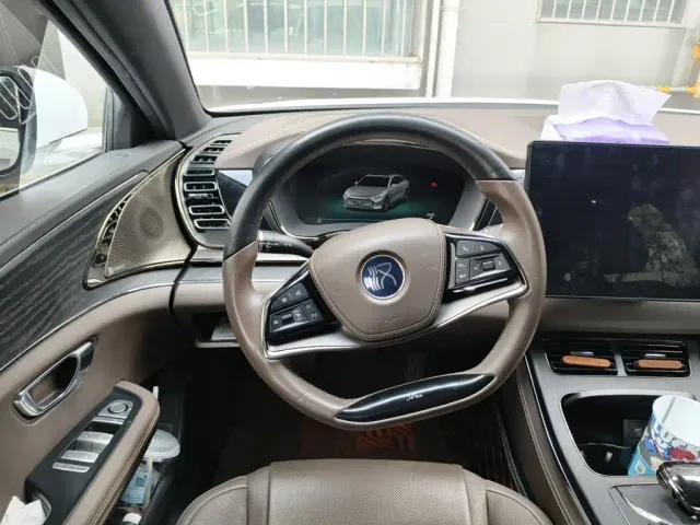 BYD Han — Фото автомобиля 6