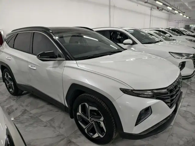 Hyundai Tucson — Фото автомобиля 2