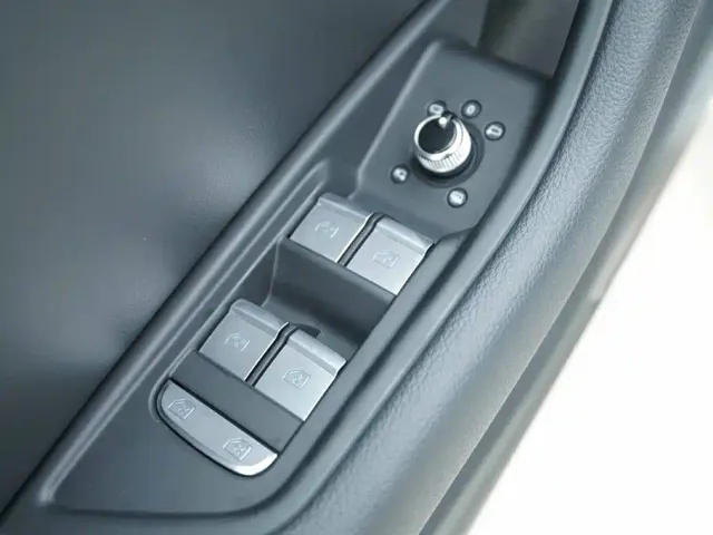 Audi A4L — Фото автомобиля 10