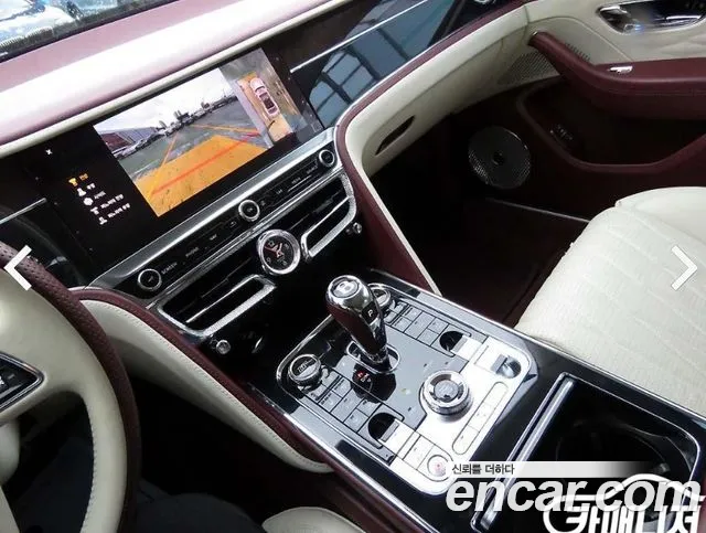 Bentley Flying Spur Generation 3 — Фото автомобиля 11