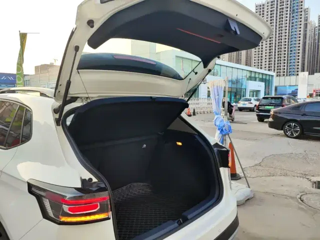 Volkswagen Tharu — Фото автомобиля 18