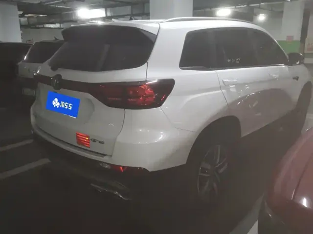 Changan CS75 — Фото автомобиля 3