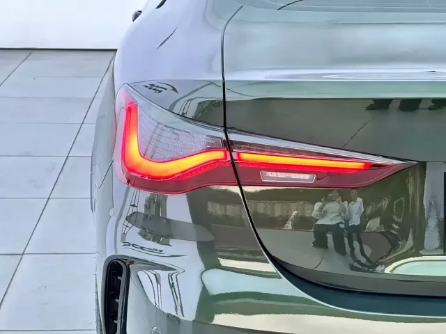BMW 4 Series — Фото автомобиля 9
