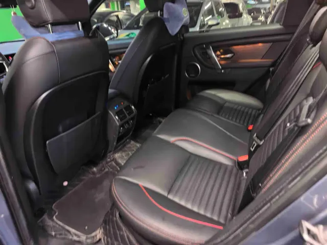 Land Rover Discovery Sport — Фото автомобиля 8