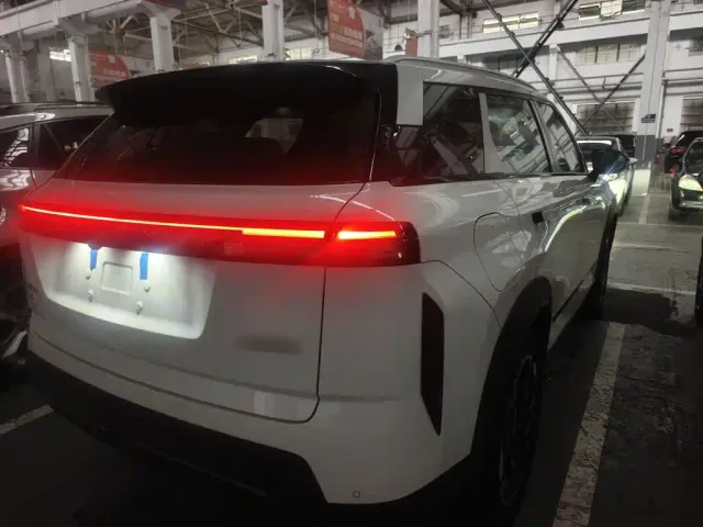 Chery Tiggo 7 C-DM — Фото автомобиля 4