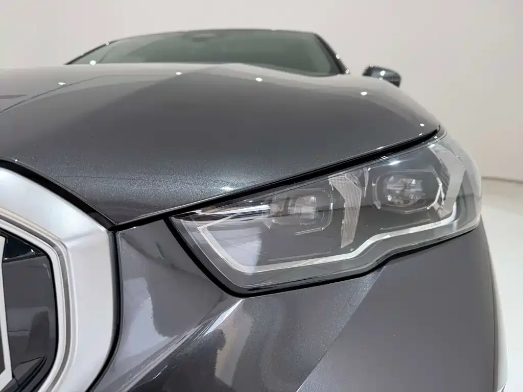 BMW BMW 5 Series (Import) 2024 Model 525i M Sport Package — Фото автомобиля 5