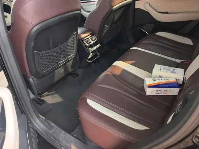 Geely Xingyue L — Фото автомобиля 11