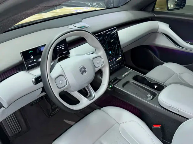 Nio ET5 Touring — Фото автомобиля 17