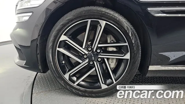 Genesis G80 Бензин 2.5 турбо AWD — Фото автомобиля 3