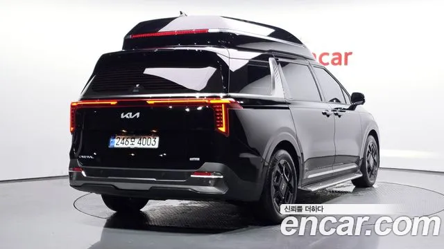 Kia Carnival — Фото автомобиля 2