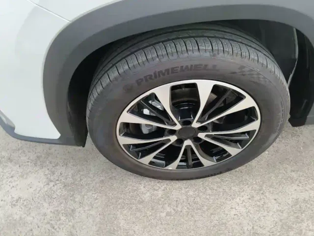 Geely Boyue — Фото автомобиля 22