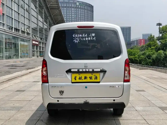 Linxys Yufeng EV50 — Фото автомобиля 7
