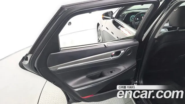 Hyundai Grandeur New — Фото автомобиля 14