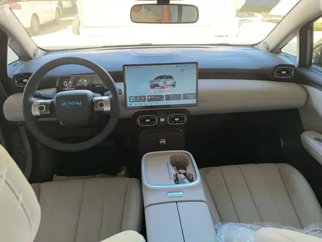 GAC Aion UT — Фото автомобиля 9