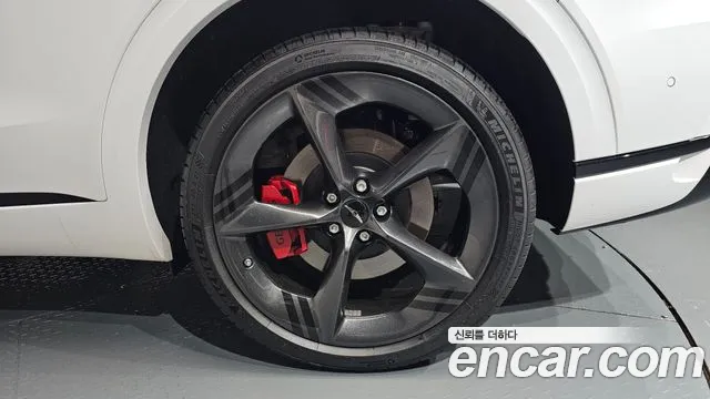 Genesis GV70 3.5T Бензин 2WD — Фото автомобиля 17
