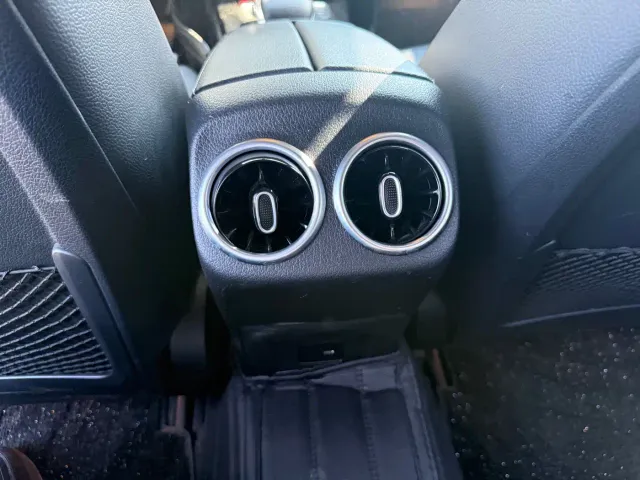 Mercedes-Benz A-Class — Фото автомобиля 30