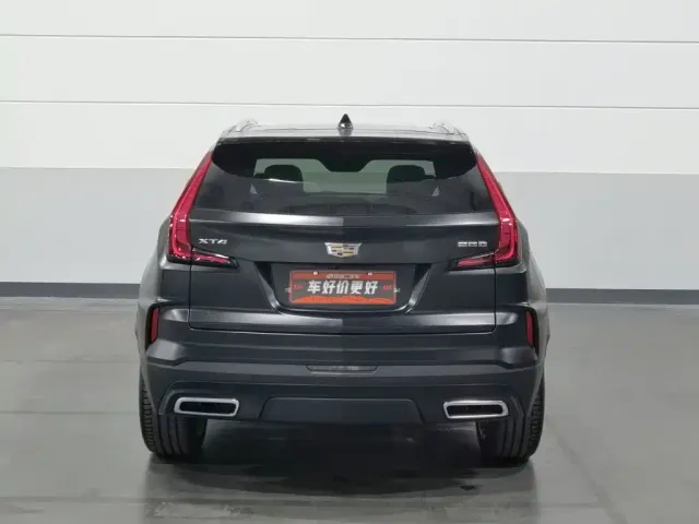 Cadillac XT4 — Фото автомобиля 4