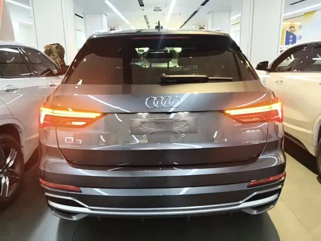 Audi Q3 — Фото автомобиля 5