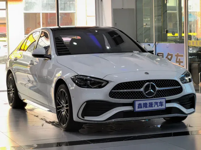 Mercedes-Benz C-Class — Фото автомобиля 3