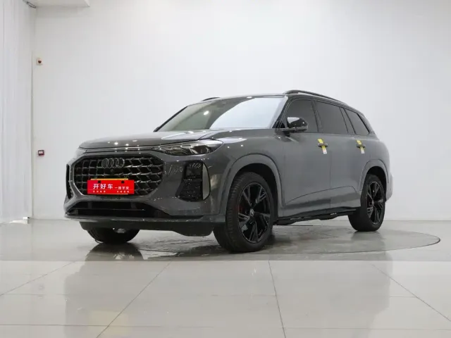 Фотография автомобиля — Audi Q6