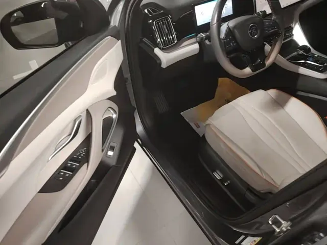 BYD Song Pro — Фото автомобиля 15