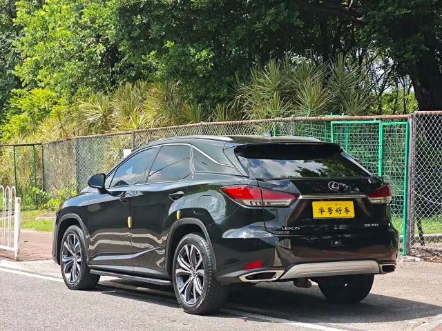 Lexus RX — Фото автомобиля 4