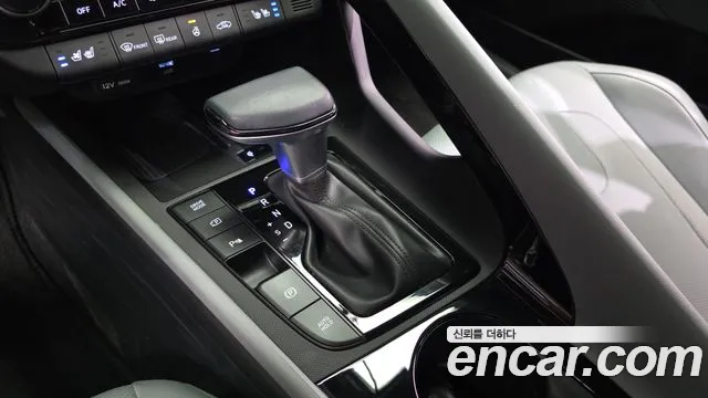 Hyundai AVANTE Новый Avante (CN7) — Фото автомобиля 9