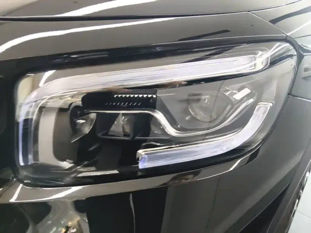 Mercedes-Benz GLB AMG — Фото автомобиля 23