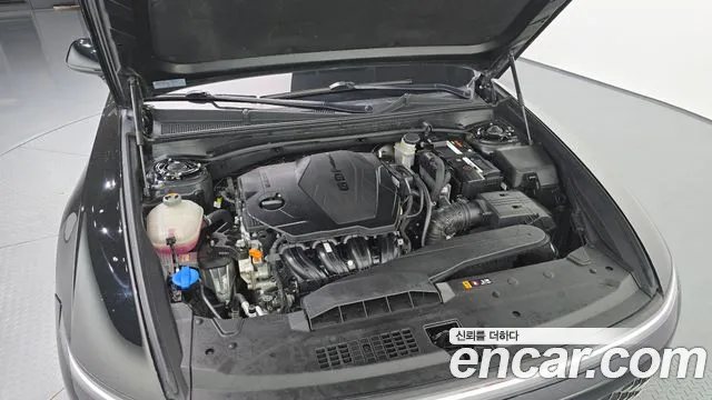 Hyundai Grandeur GN7 — Фото автомобиля 6