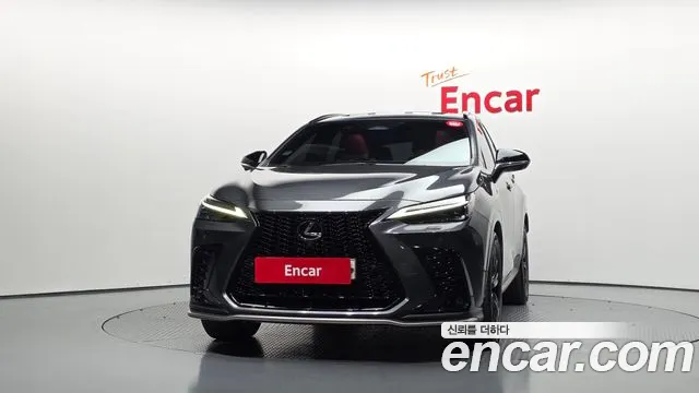 Lexus NX NX450h+ 2nd Gen — Фото автомобиля 3