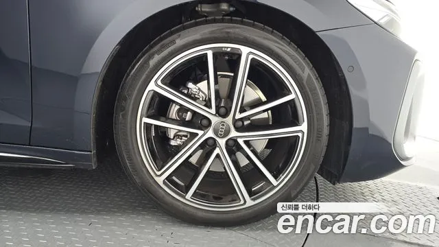 Audi A5 40 TFSI quattro S Line — Фото автомобиля 21