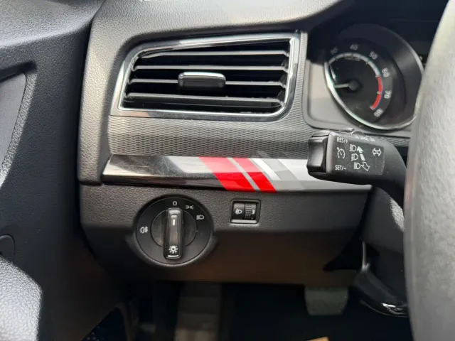 Škoda Kamiq 2021 GT 1.5L Automatic Flagship Edition — Фото автомобиля 15