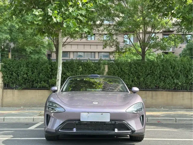 Xiaomi SU7 — Фото автомобиля 2