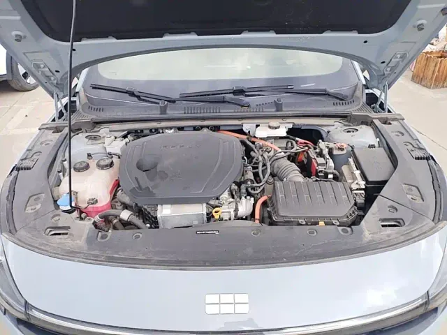 Geely Galaxy L6 — Фото автомобиля 19