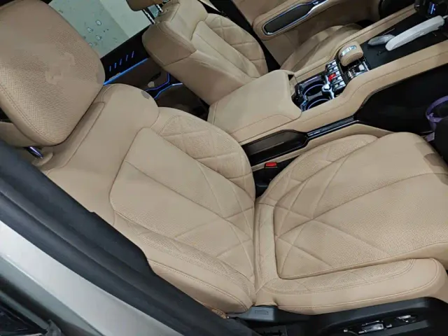 BYD FangChengBao Leopard 8 — Фото автомобиля 24