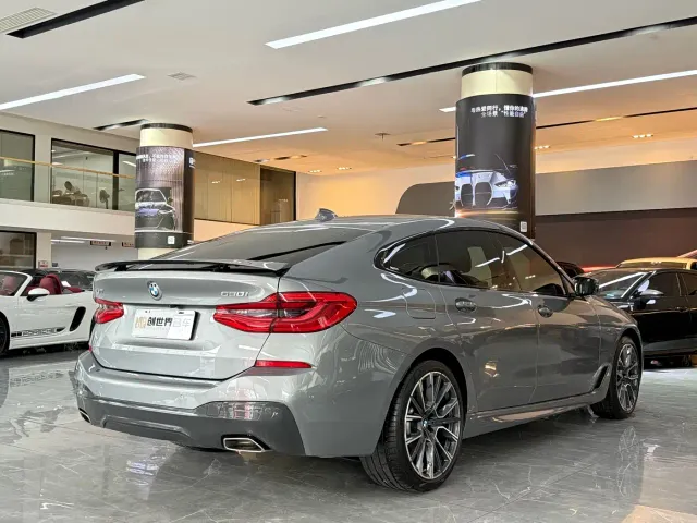 BMW 6 Series Gran Turismo — Фото автомобиля 16