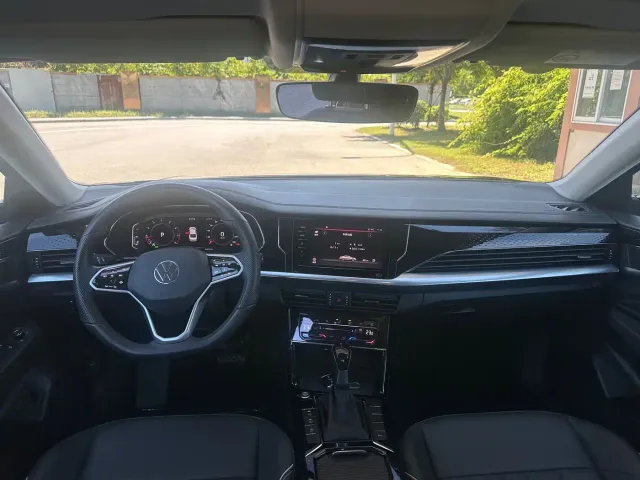Volkswagen Passat — Фото автомобиля 8