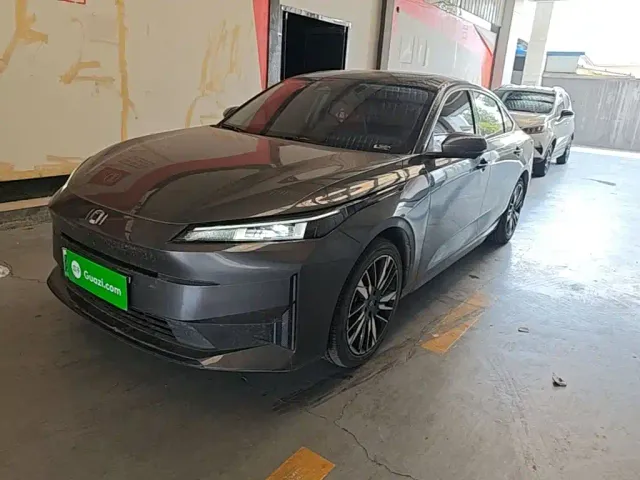 Фотография автомобиля — Changan Qiyuan A05